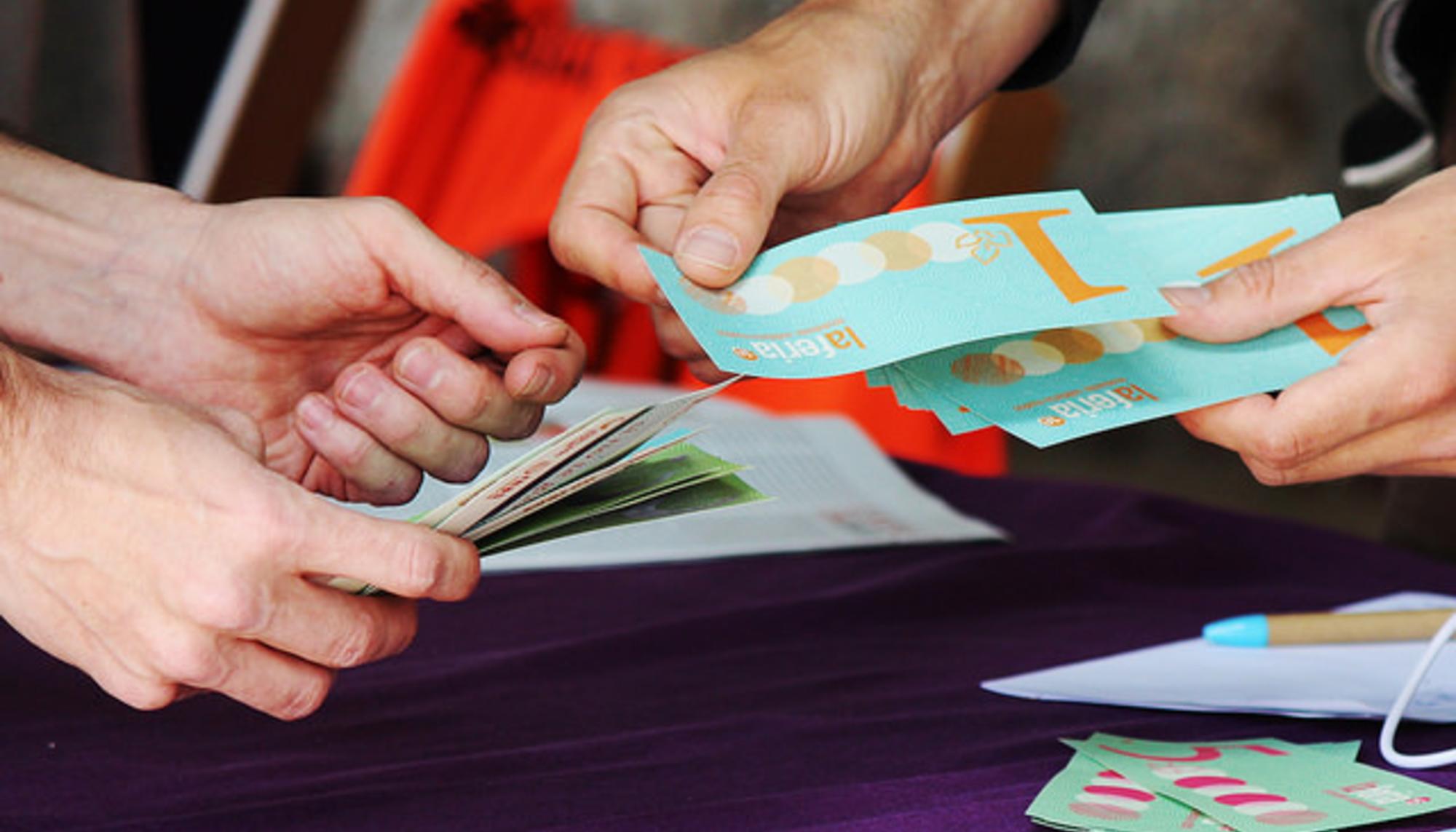 Moneda social en Feria de Mercado Social Madrid